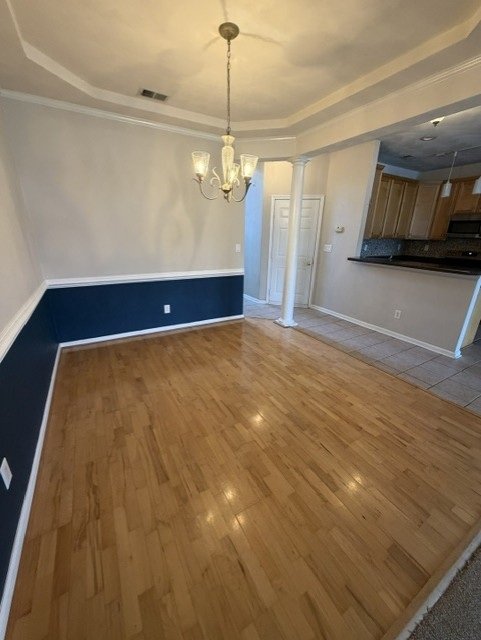 Gallery Photo 11